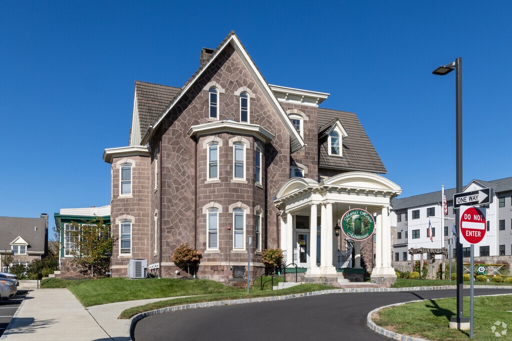 Maria's House Montessori is a school choice for your young children in Central Bucks County.