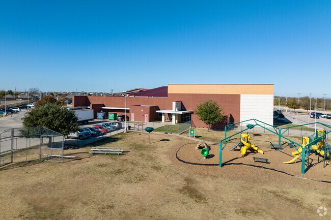 Lake Pointe Elementary's mission is to create a culture that promotes a student's inner drive.