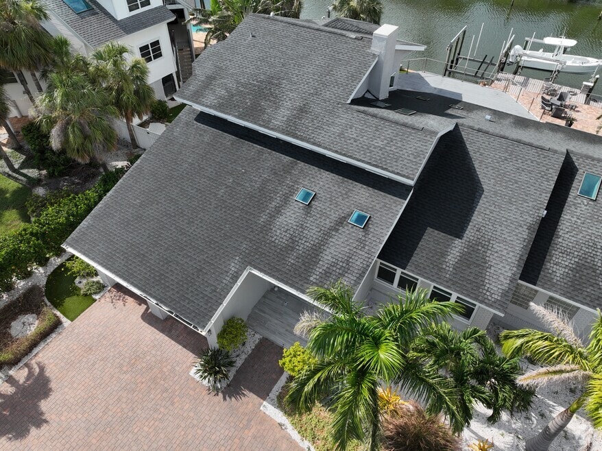 123 8th St E, Saint Petersburg, FL 33715 - photo 2