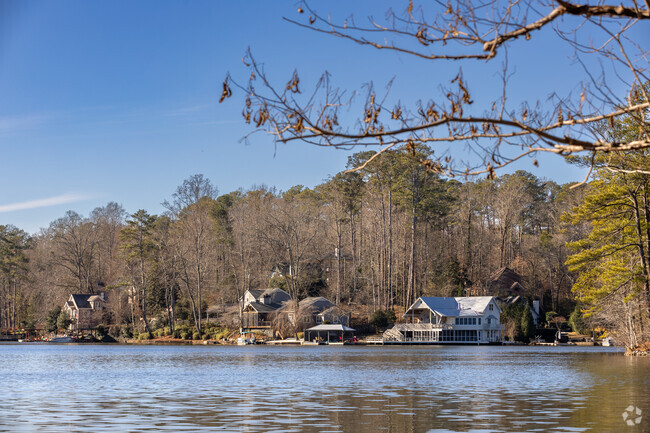 East Hampton is a charming lakeside community located in Rowell, Georgia.