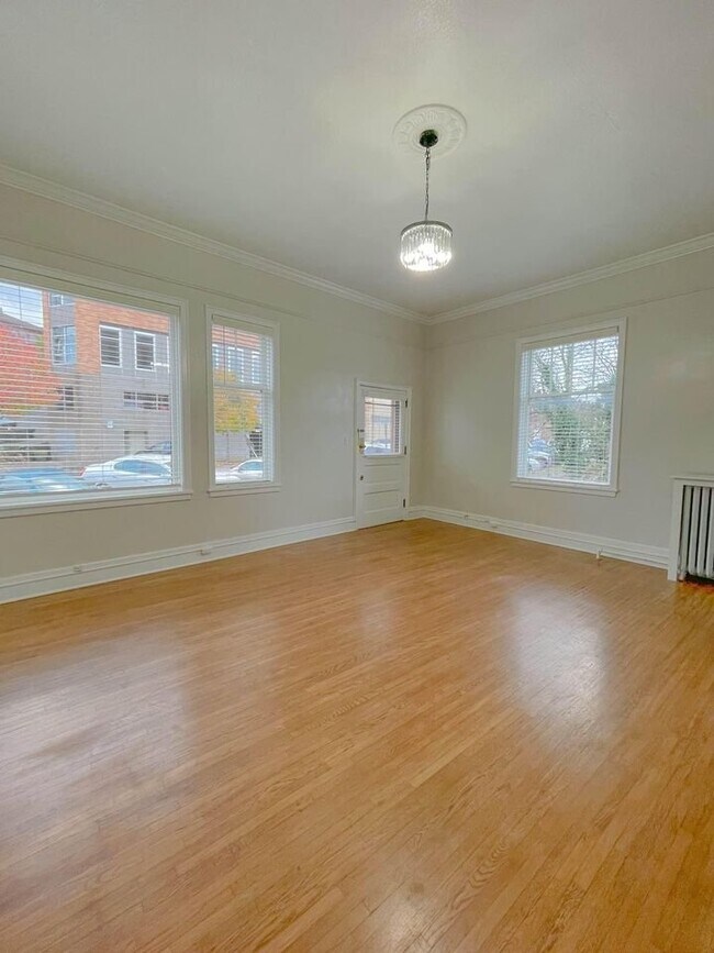 Edgecliff Apartments, Tacoma, WA 98403 - photo 5