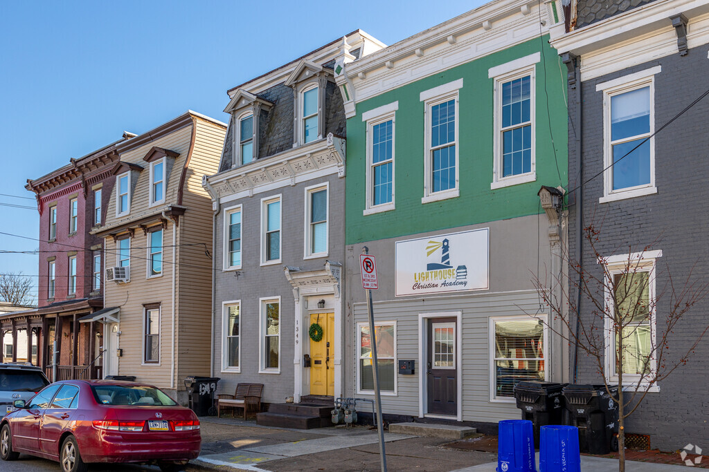 Lighthouse Christian Academy is a private Christian Academy option near Harrisburg.