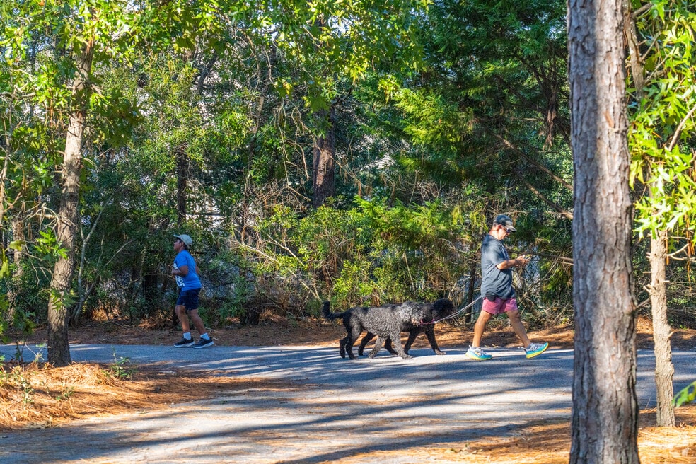 Neighborhood_BarclayWestHanoverHeights_ 559748_031325_V1_SH