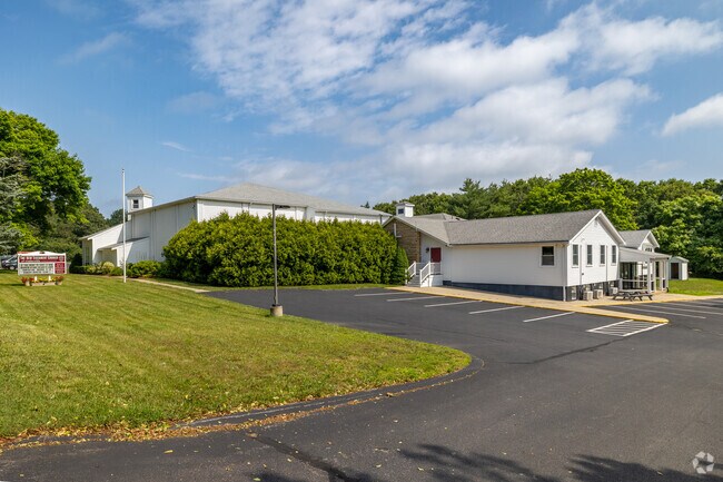 New Testament Christian School provides religious instruction with academics.