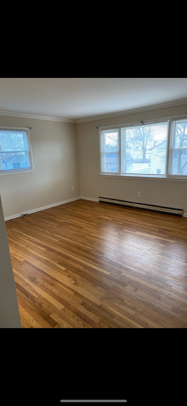 207 Gertrude Terrace, Dunellen, NJ 08812