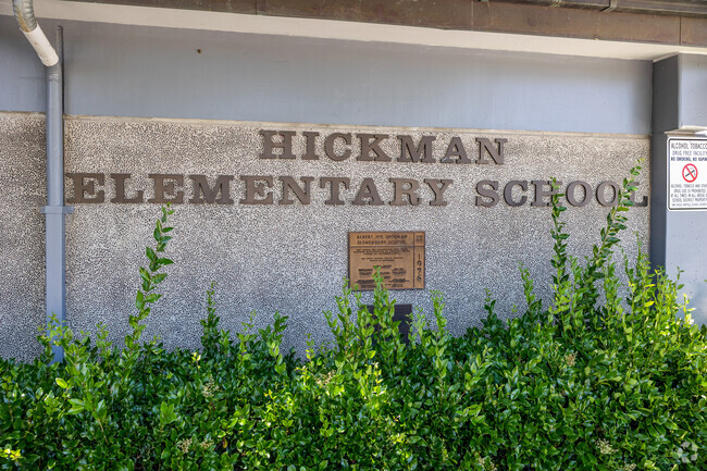 Hickman Elementary School located in Mira Mesa offers astounding education.