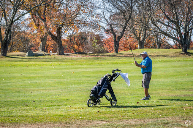 Swing into a great day at John F Parker Golf, just minutes from Oakland.