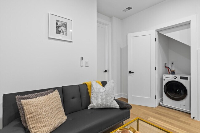 1726 H St NE unit ID1037753P, Washington, DC 20002 - photo 3