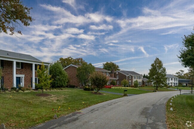 Nice-sized lots abound in Hayfield Dundee, Louisville.