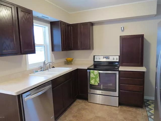 2416 5th Ave N, Great Falls, MT 59401 - photo 5