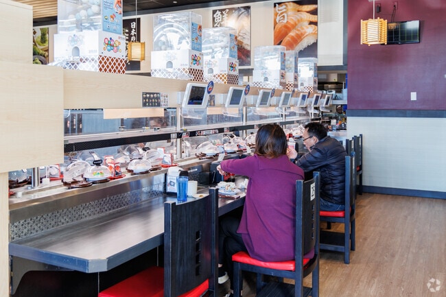 Kura Sushi’s conveyor belt dining brings unique flair to Summerset’s food scene.