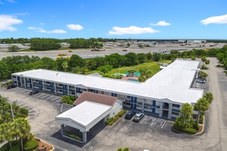 44199 Us-27 Unit 115 King Room, Davenport, FL 33897