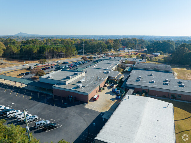 Midway Elementary School gets an A in academics on Niche Grade.