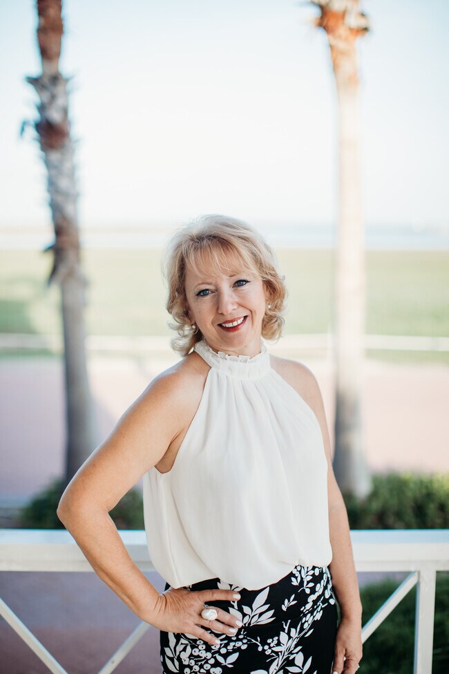Therese Eaton