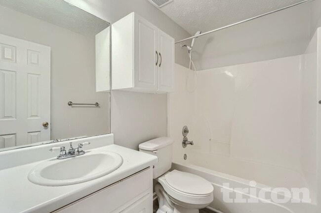 1504 Riverglen Dr, Loganville, GA 30052 - photo 7