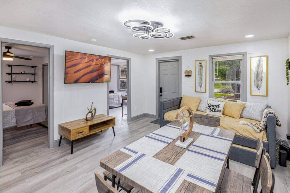 1629 N Goldenrod Rd unit ID1094202P, Azalea Park, FL 32807 - photo 1