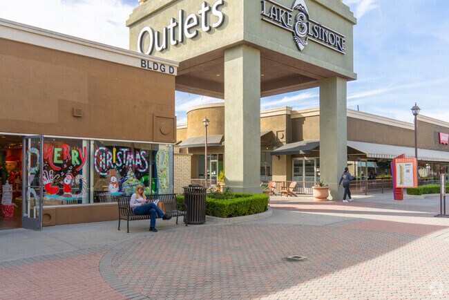 Experience the thrill of bargain hunting at Lake Elsinore Outlet.