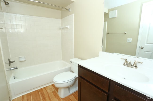 Kensington At Beverly Hills, Southfield, MI 48076 - photo 4