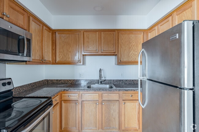 Philamer, Royal Oak, MI 48073 - photo 6