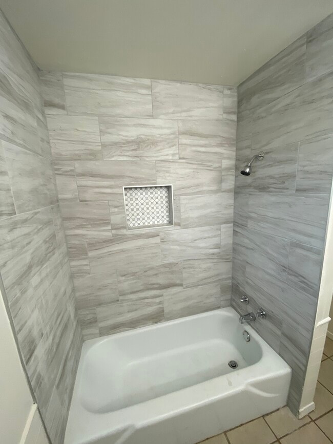 1210 46th Place, Lubbock, TX 79412 - photo 7