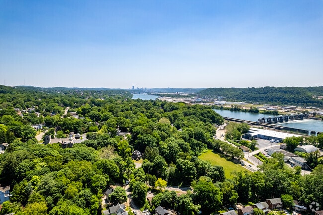 Look for the Emsworth Lock and Dam and you will find the town of Ben Avon.