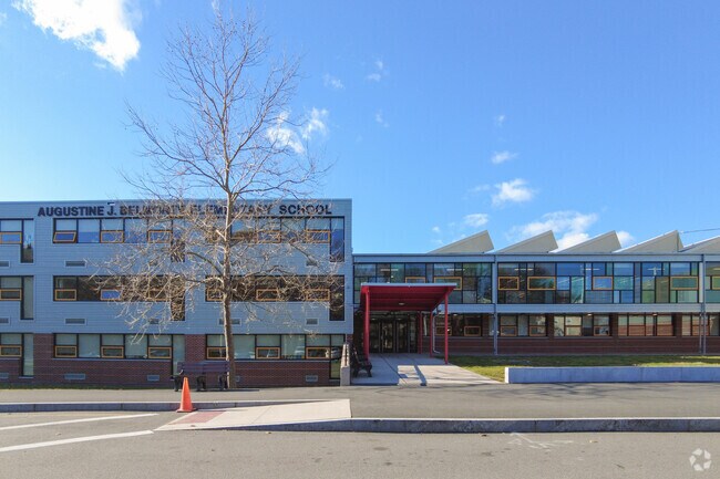 Belmonte Saugus Middle School offers courses for students grades 6 through 8.