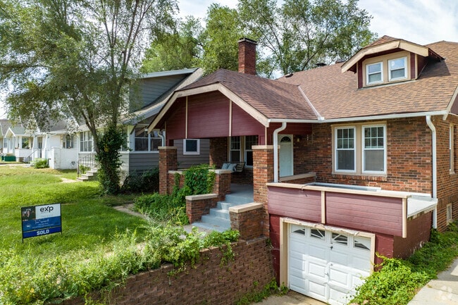 Many homes in the Waverly Park neighborhood have a unique character.