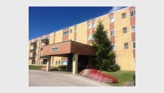 9934 Pleasant Lake Blvd, Parma, OH 44130