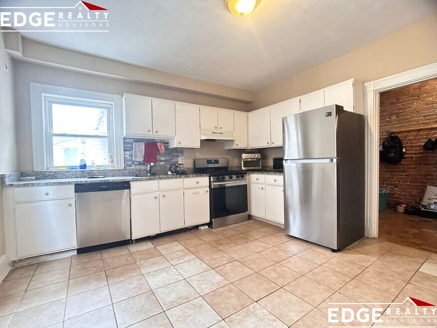 43 Pratt St unit 2, Allston, MA 02134 - photo 1