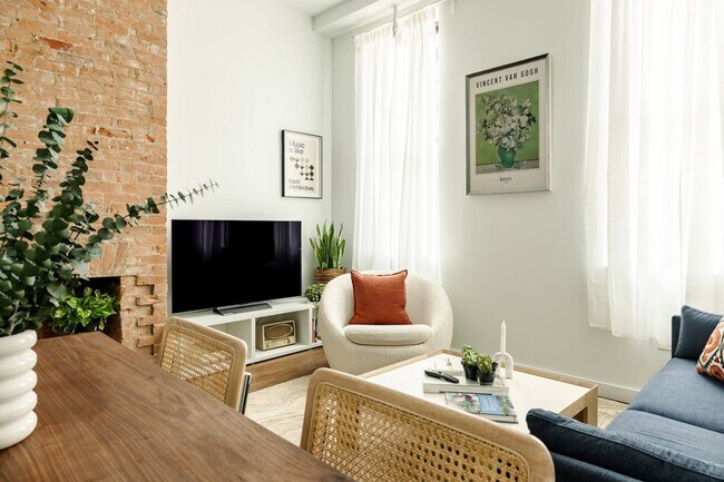 1510 Race St unit ID1056152P, Cincinnati, OH 45202 - photo 5