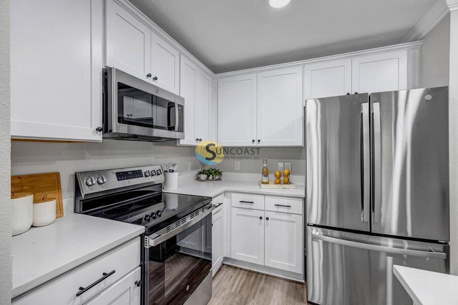 1522 Yelford Cir unit 202, Jacksonville, FL 32218 - photo 1