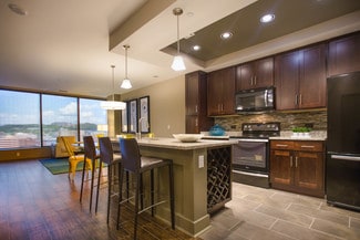580 Walnut, Cincinnati, OH 45202