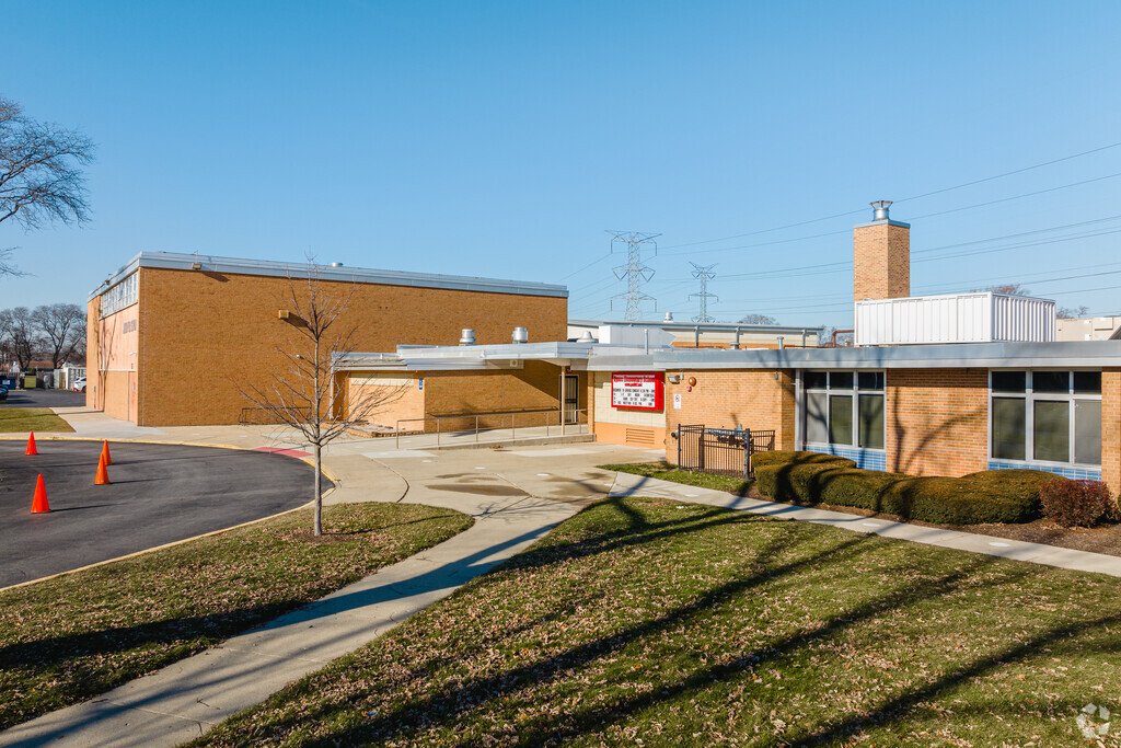 Hynes Elementary School is a highly rated public school in Morton Grove.