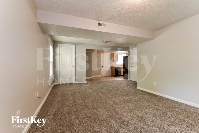 2229 W 58th St, Indianapolis, IN 46228 - photo 4