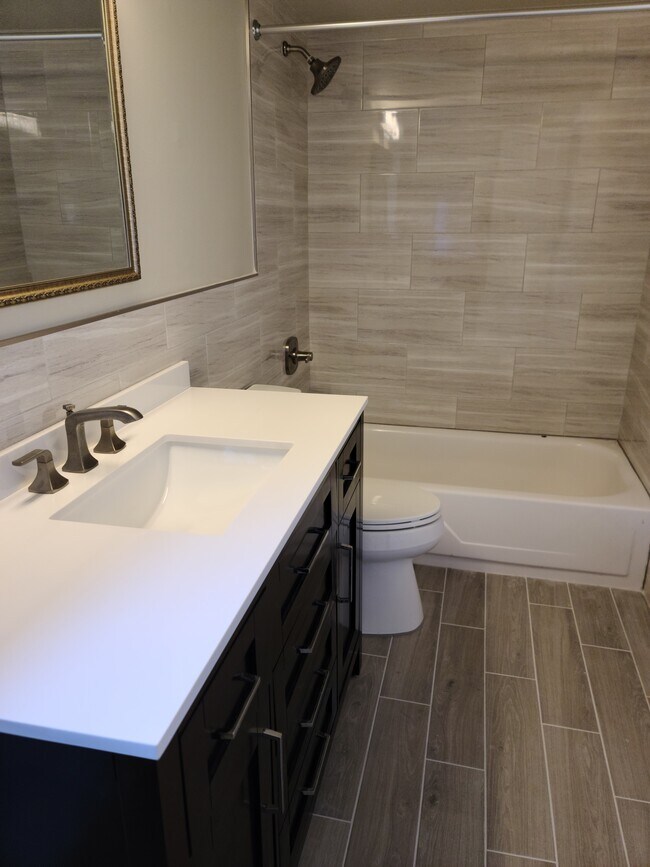 47 Garden View Terrace unit 4, East Windsor, NJ 08520 - photo 5