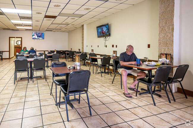 Napoli’s Italian Restaurant in Bogalusa serves authentic Italina cuisine.