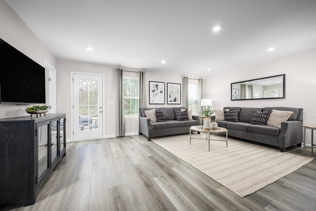 602 Susan St unit 38504985, Portsmouth, VA 23701 - photo 5