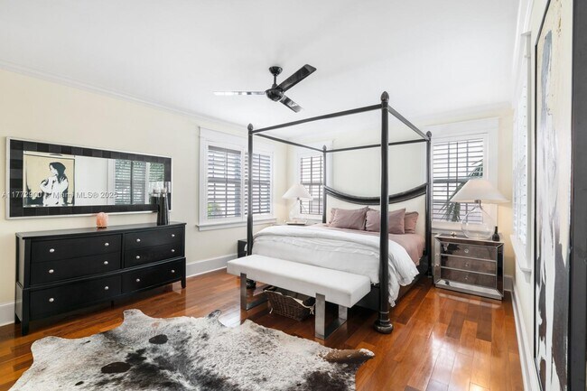 556 Loretto Ave, Coral Gables, FL 33146 - photo 7