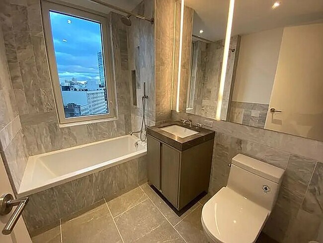 The Brooklyn Grove unit 5M, New York City, NY 11217 - photo 7