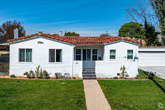 Homes in Alhambra Tract offer classic architecture and a welcoming community atmosphere.