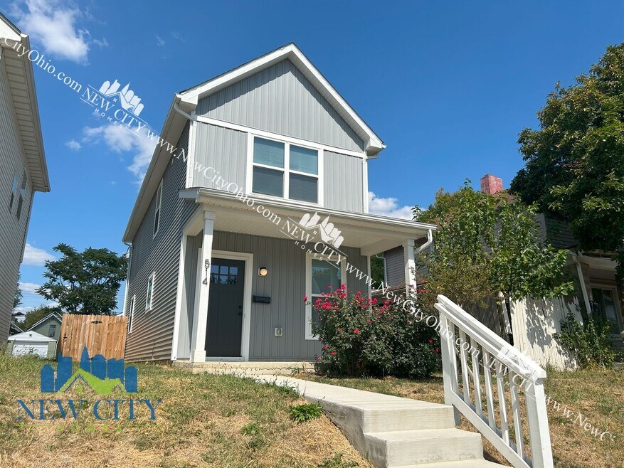 Recently Built 2 Bedroom, 2.5 Bathroom Vas...