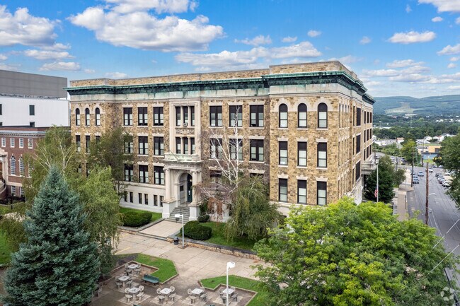 Northeast Scranton Intermediate School serves many communities in Dunmore, PA.