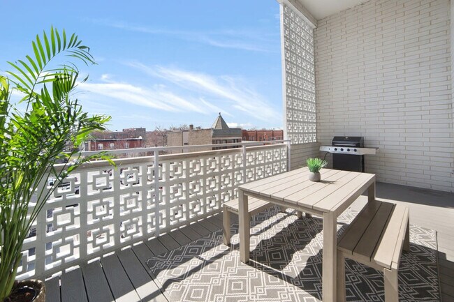 2048 W Chicago Ave unit ID1244903P, Chicago, IL 60622 - photo 6