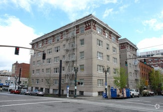 929 SW Salmon St, Portland, OR 97205