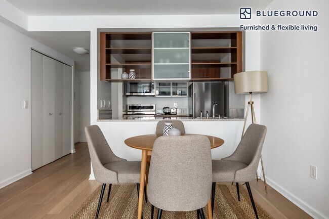 535 W 23rd St unit FL14-ID1281, New York, NY 10011 - photo 5