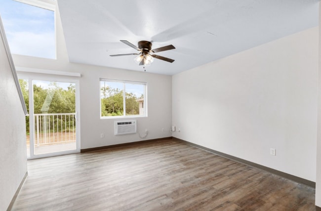 352 Deschane Ave unit 8, Crivitz, WI 54114 - photo 7