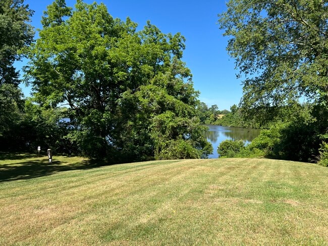 1115 Bracketts Farm Rd, Louisa, VA 23093 - photo 2