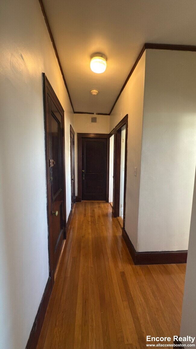 163 Summer St unit 37, Somerville, MA 02143 - photo 4