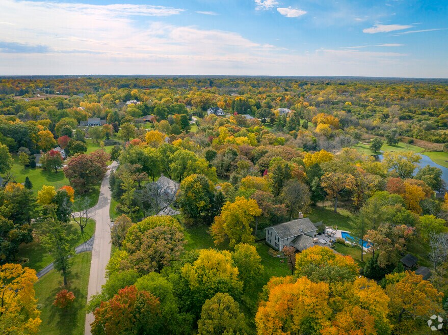 Neighborhood_North-Barrington-Lake-County_V1_111623