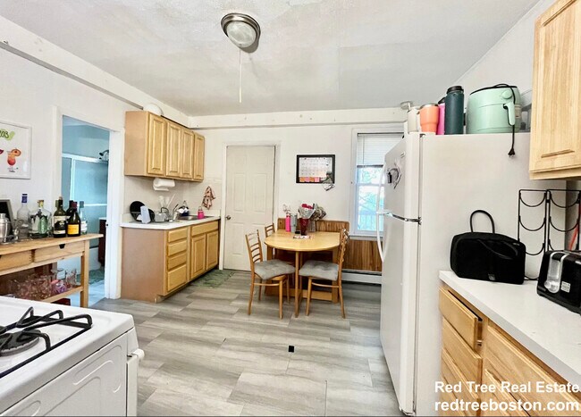 203 Hillside St unit 2, Boston, MA 02115 - photo 4